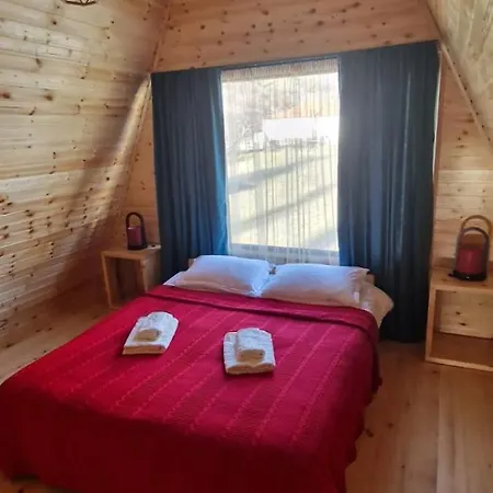 Mestia Sunrise Cottage - 3Br Mountain Retreat Exterior photo