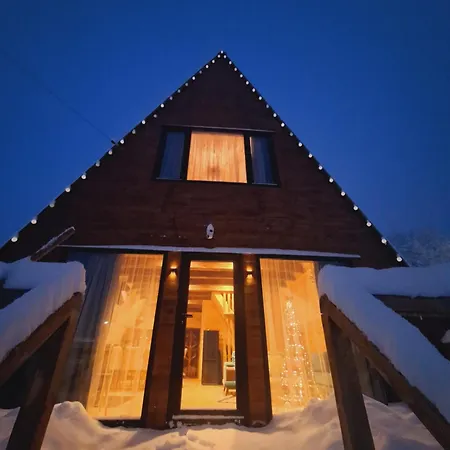 Mestia Sunrise Cottage - 3Br Mountain Retreat Exterior photo